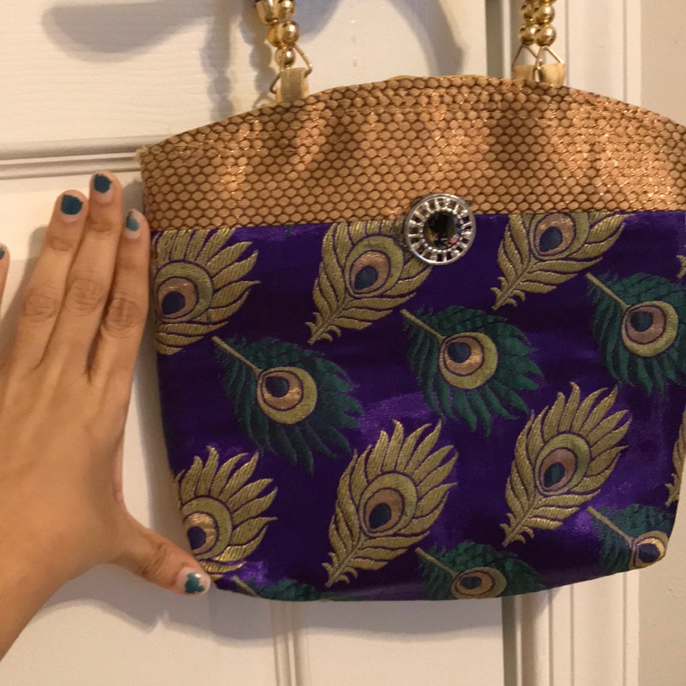 Hand Bag - Picture 6 of 6